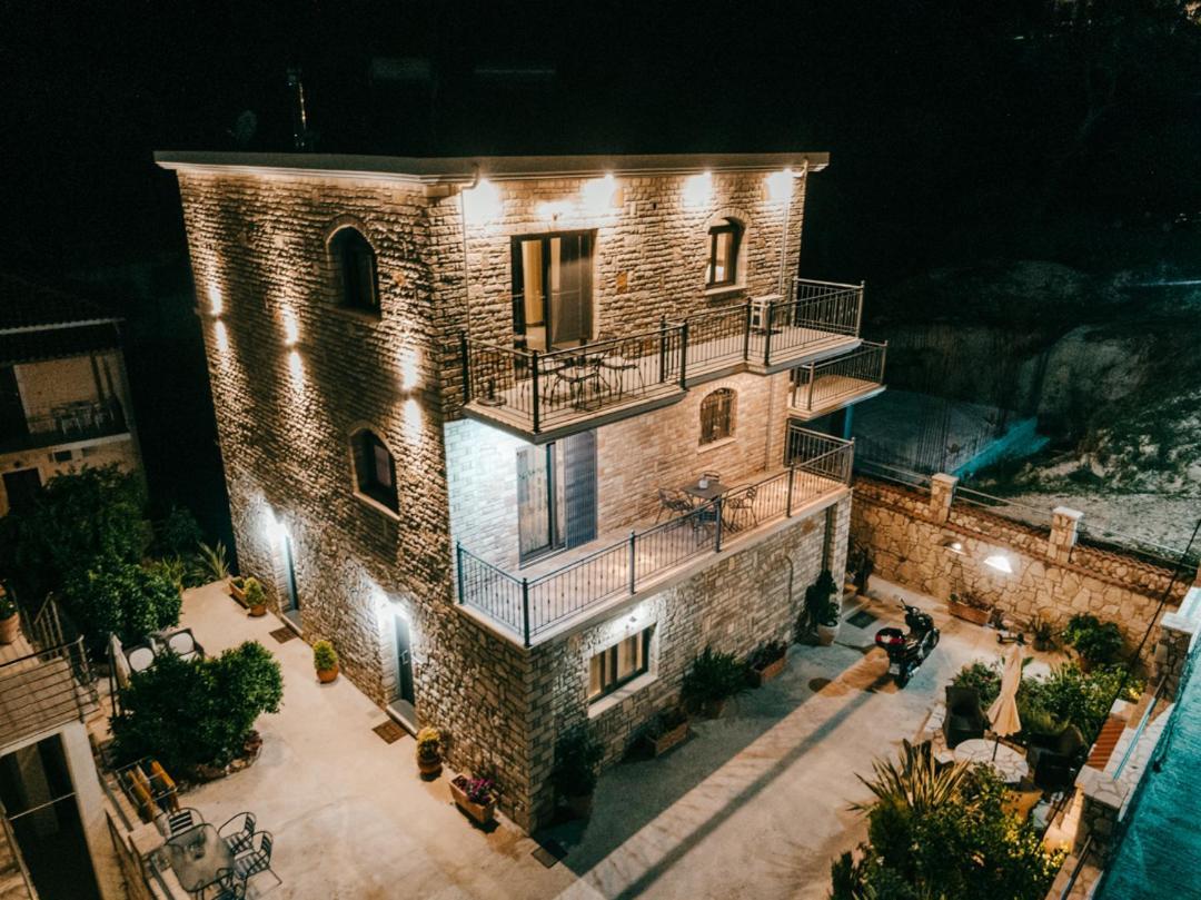 To Petrino Appartement Parga Buitenkant foto